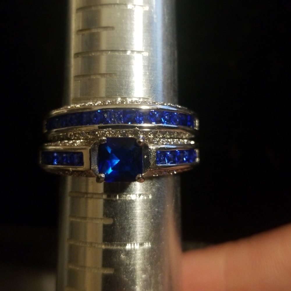 Blue ring - Picture 3 of 4